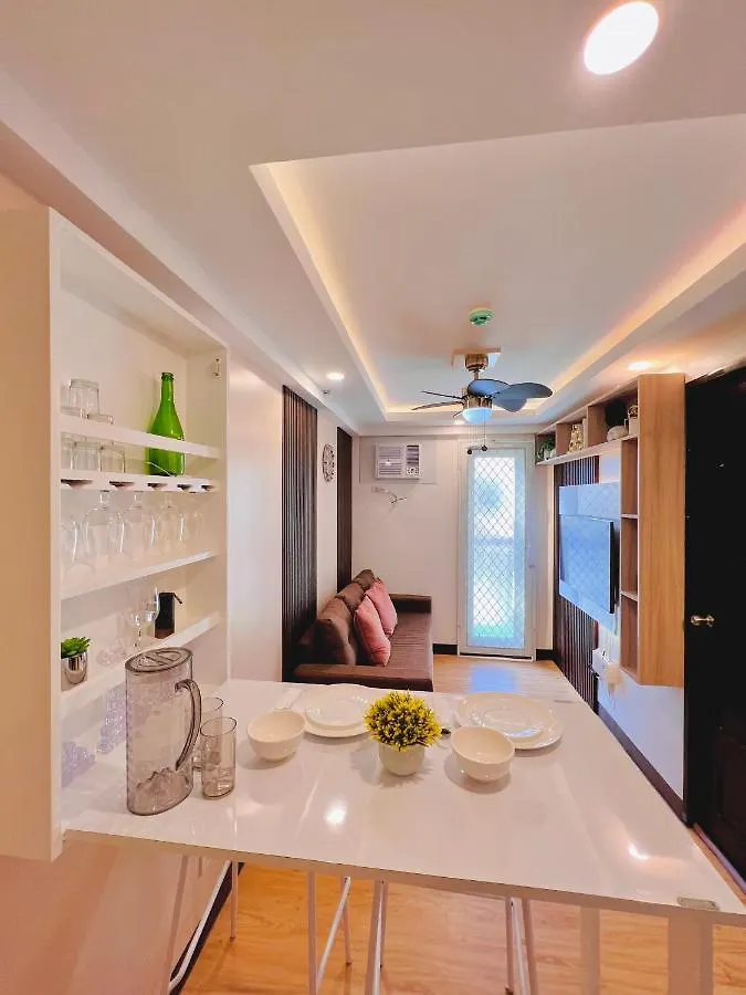 Athena'S Den Aparthotel Davao City Fülöp-szigetek